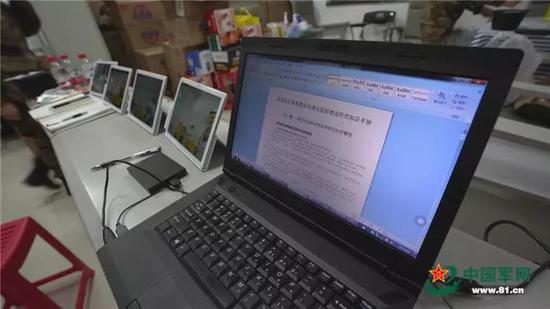 穿脱防护服有多严？陆军医大医疗队用天眼感控