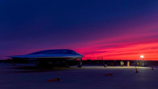 美国修正B2轰炸机升级计划 这一应对中俄措施被