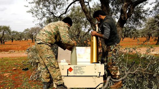 极端武装试图用化武袭击叙军 容器泄漏反伤到自