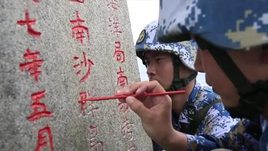 张召忠：山东舰和055都成过气网红 075舰开始下饺