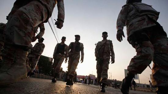 巴基斯坦准军事部队遭恐袭 至少7人死亡6人重伤