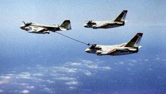 ka-6d舰载加油机