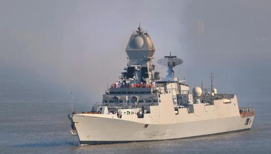 印度最强神盾舰和中国052D谁更强 印军只有一