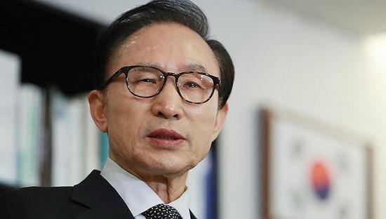 李明博原料图