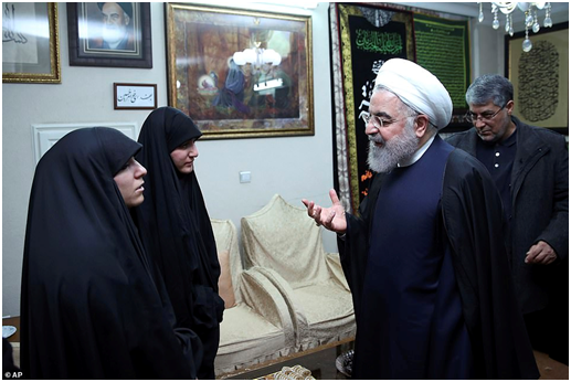 苏莱马尼之女当面问伊朗总统：谁来报我父亲的