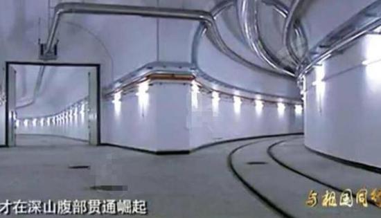 东风26不仅是"关岛快递" 还能载核弹