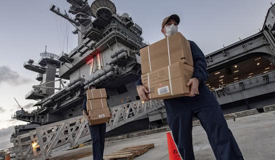 美媒：罗斯福号航母舰长被解除职务疑是特朗普