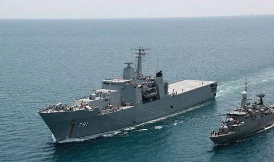 泰国皇家海军安通号船坞登陆舰
