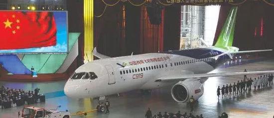 外媒评第6架C919大飞机首飞：将与空客波音三足鼎