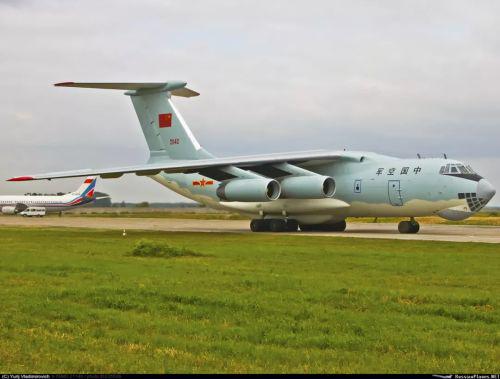 空军8架伊尔76载58吨物资驰援武汉是大材小用了吗