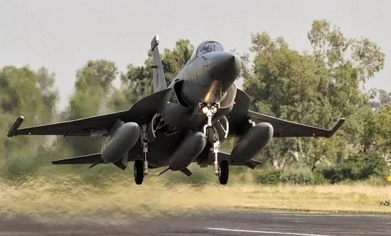 JF-17独立承担巴基斯坦空军重任，可能还是力不从心