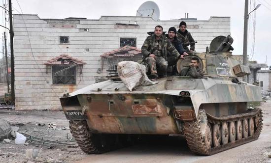 遭叙政府军袭击1天折损33士兵 土耳其下步棋怎么