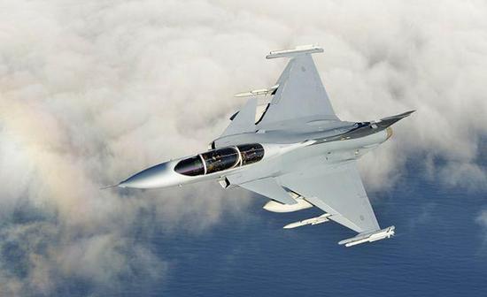 欧洲大国欲抢枭龙订单 但这次我们卖的或是歼10C