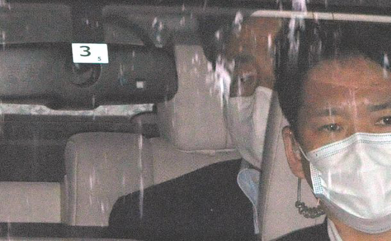 眼看安倍再次谋求当首相 曾忠心不二的菅义伟出