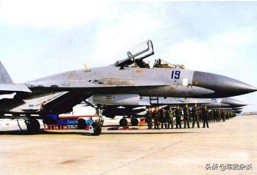 中国进口的早期型苏-27战斗机