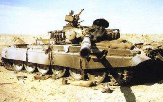 海湾战争中被摧毁的伊拉克坦克
