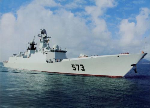 该舰代号日照舰,舷号为598.