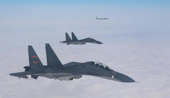 中国已有歼20今年却还要服役百架歼16 数量是否太多