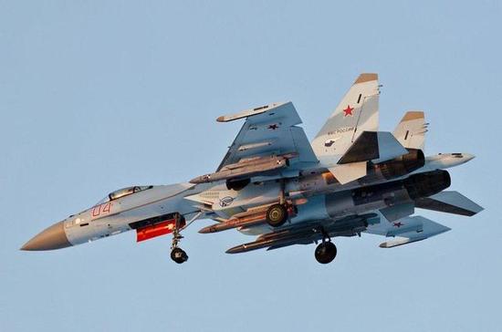 早在2015年,中国就向俄罗斯订购了第一批24架苏-35战斗机,这笔订单