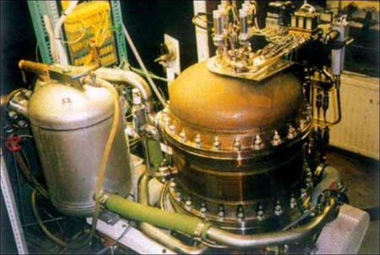 潜艇斯特林发动机热源图片