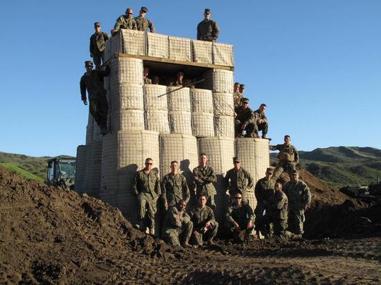 比如,俄军打算使用它构筑起了要塞式工事,其实就是一小型阵地