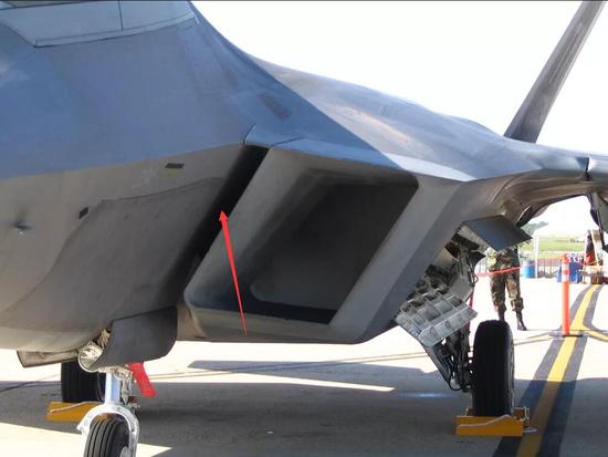 歼20发动机落后为何机动性优秀进气道设计功不可没