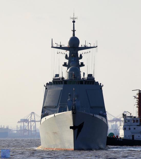 中国海军战舰不断档3艘主力舰入厂3艘新舰随时补上