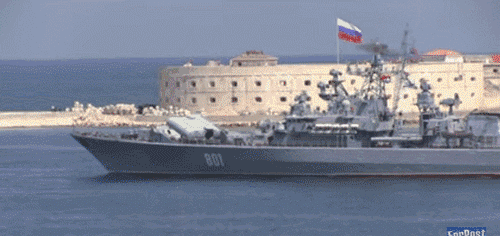 发射反潜导弹的俄罗斯军舰