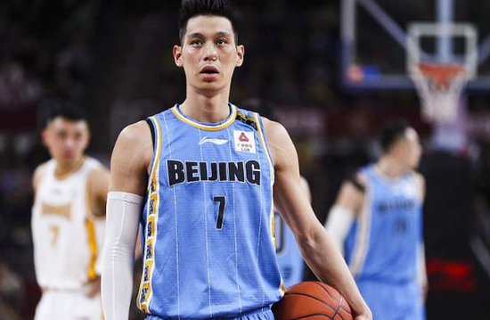 林书豪只因使用＂新冠肺炎＂一词就遭台绿营网