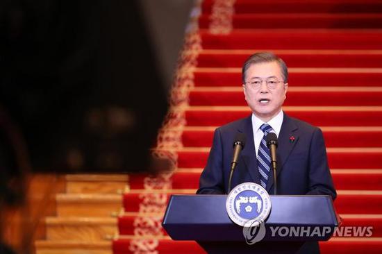文在寅7日发表新年贺词（韩联社）