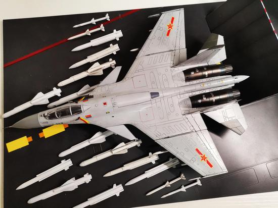 歼15舰载机及机载导弹