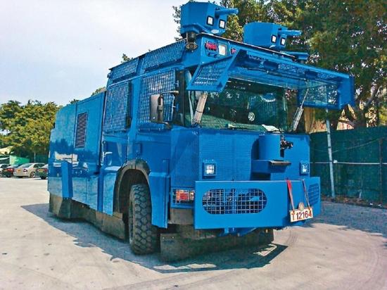 港媒网传香港警方水炮车抵港网友识出是旧图