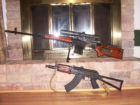 国产79式狙击步枪也可以使用akm系列刺刀图为79式外贸狙击步枪的枪盒