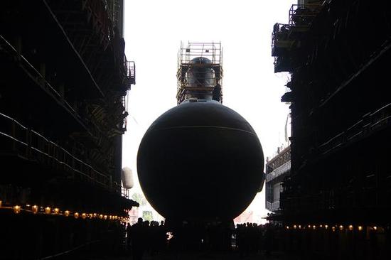 黑海舰队最后一艘“华沙女人”级潜艇(又称基洛636.3级)于5月31日正式下水。