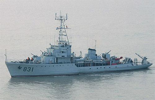 我国从苏联引进转让建造6605(254k)和6610(254m)型基地扫雷舰各4艘