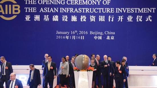 希腊政府宣布希腊将向亚投行提交入伙申请