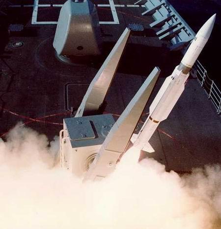 深度日右翼幻想昔日帝国荣光狂买美导弹扩军备战