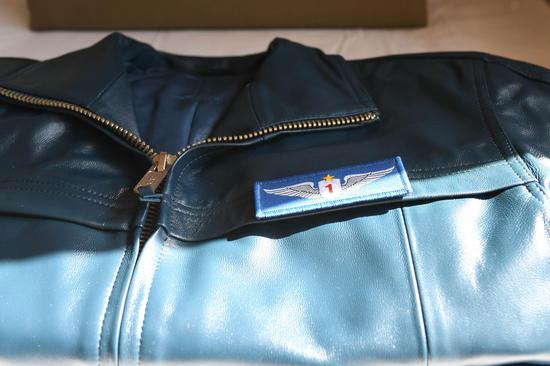 我陆航某团2名飞行员英雄牺牲