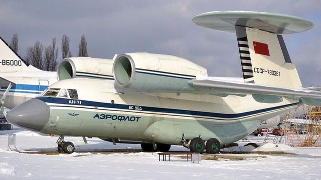 俄罗斯安-71喷气预警机