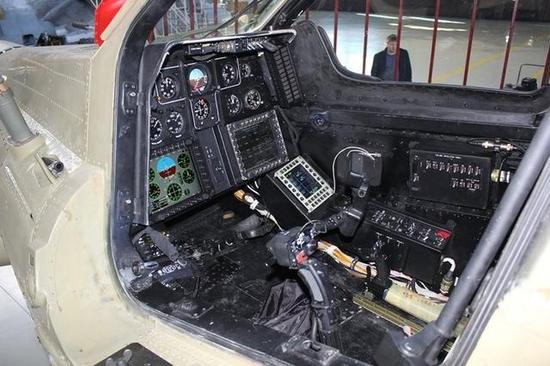 俄记者走进"阿帕奇斯基"生产车间 或为出口造势