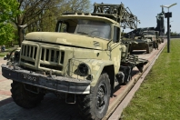 列宁斯基军事装备展览 展出战损装备