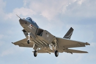 韩国自研KF21战机原型机首飞成功