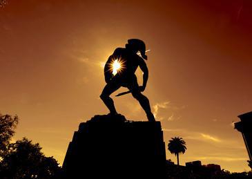 不满针对留学生签证限制措施 两所大学起诉美国