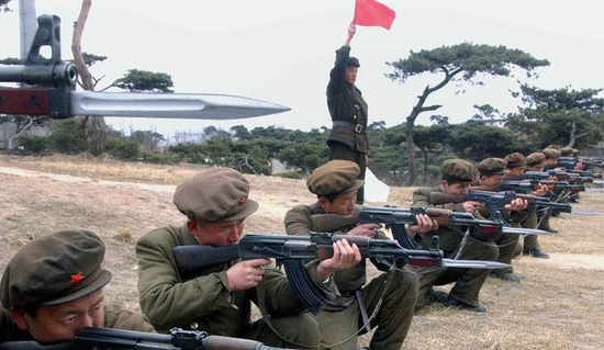 朝鲜人民军:将向朝韩前线重新部署兵力|朝鲜_新浪军事_新浪网