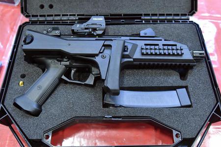 这款步枪堪称居家旅行必备