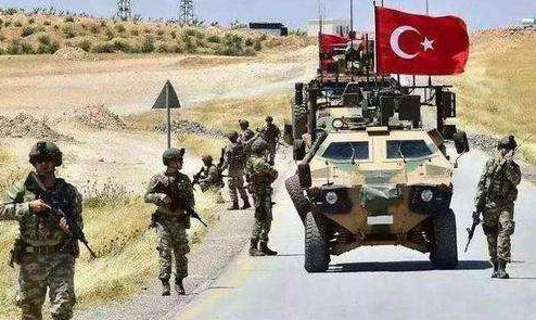 土耳其国防部：土军在叙利亚遭到空袭 致2死5伤