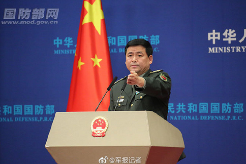 印度一载有16人的船只发生倾覆 已致11人死亡