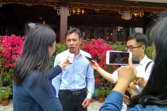漳州旅投集團副總經理楊志濱接受媒體采訪