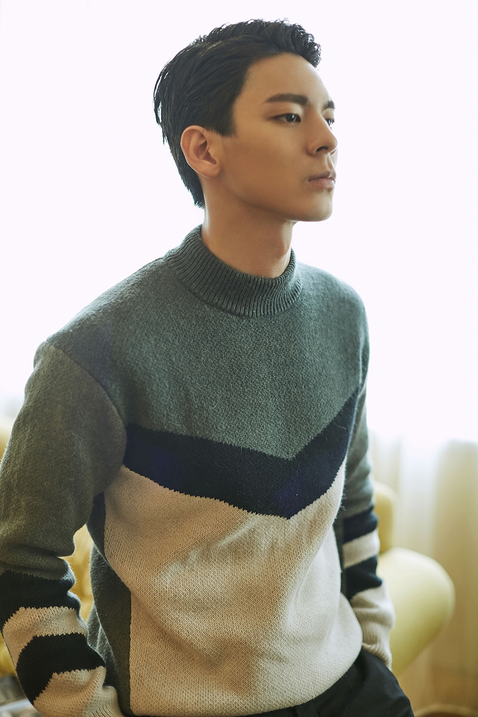 林柏宏亮相新作首映礼 尽显迷人绅士风