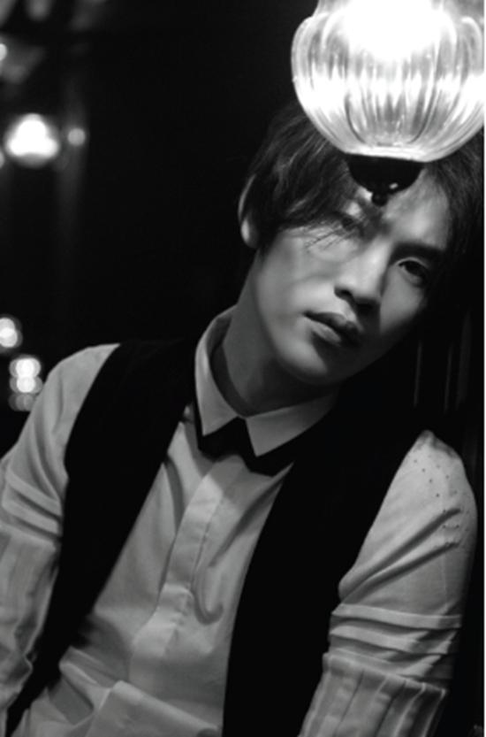 刘凤瑶推出首张创作专辑《first finn》